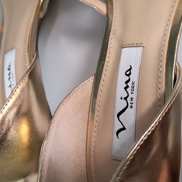 Nina Gold sandals 9 - Picture 4 of 4